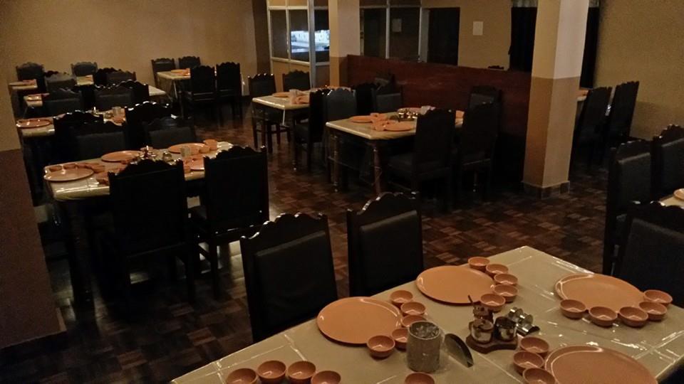 Hotel Bhammars Balangir Esterno foto